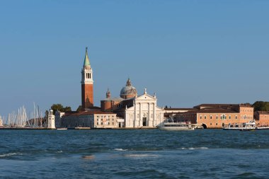 Venedik, İtalya 'da San Giorgio Maggiore' un resimli panoramik manzarası.