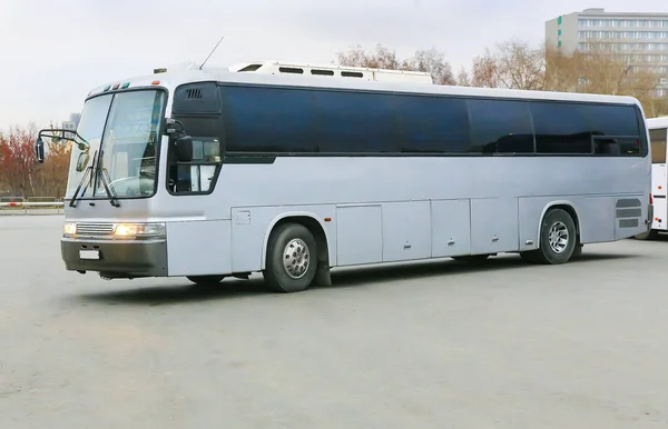 Autobuses turísticos en el aparcamiento —  Fotos de Stock