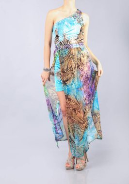 Güzel uzun multi renk elbise kız 