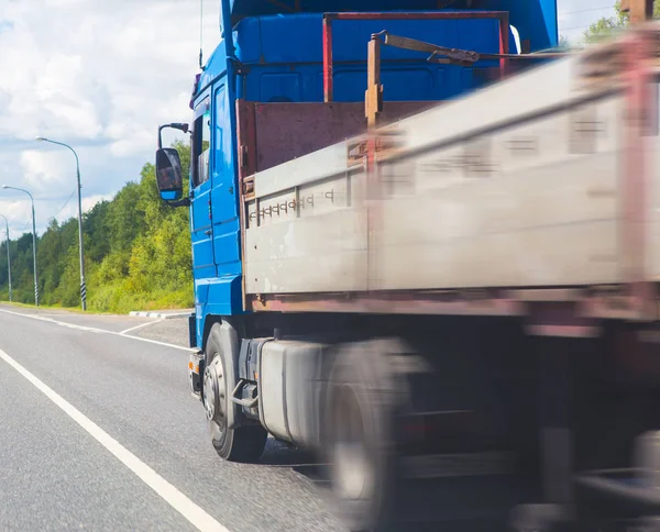 Truck goes on highway — Stock Photo, Image