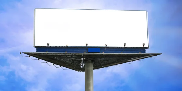 White billboard on the background of the sky — Stock Photo, Image