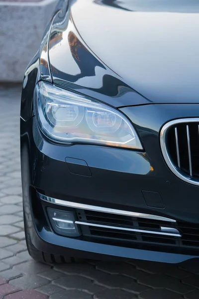 Modern black auto outside — Stock Photo, Image