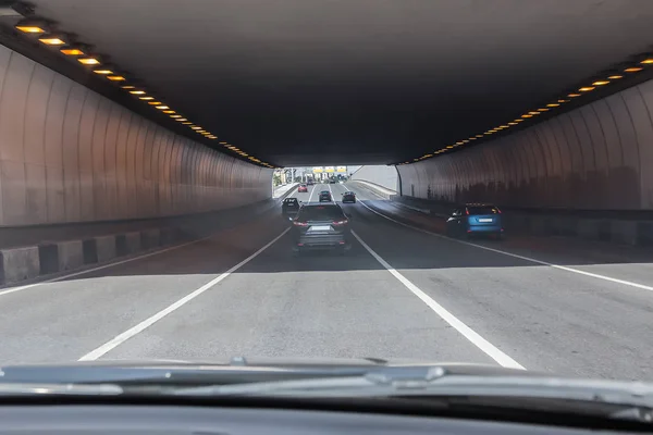 터널 안에서의 자동차 통행 — 스톡 사진