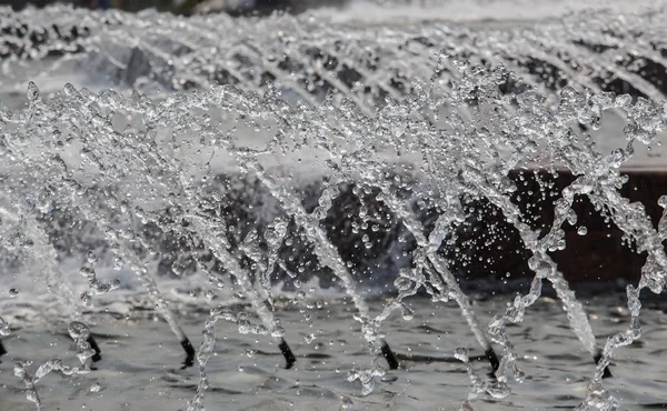 Jets d'eau de la fontaine . — Photo