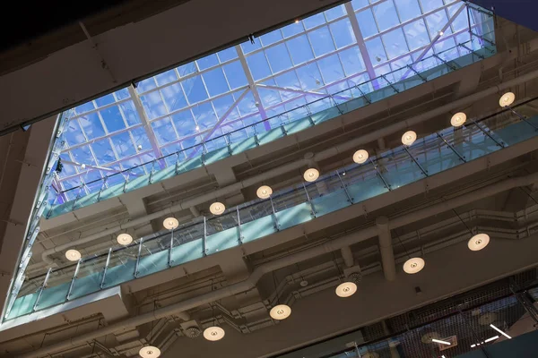 Interior Moderno Centro Comercial Vários Andares Vista Cima Para Baixo — Fotografia de Stock