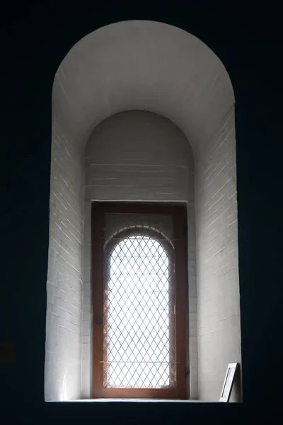 Ancient Arched Window Church — Stock Photo, Image