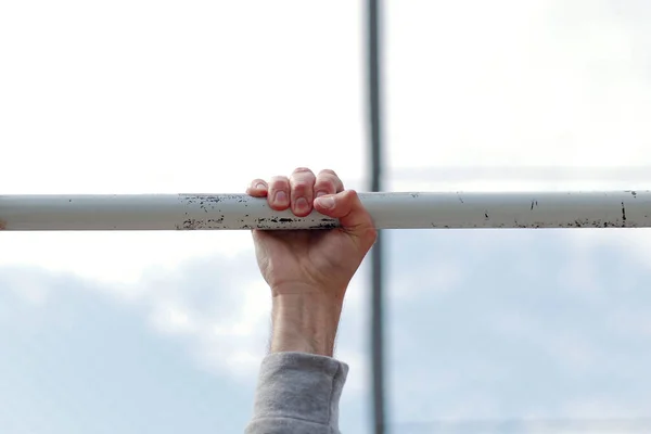 Hand Strong Man Holding Bar — Stock Photo, Image