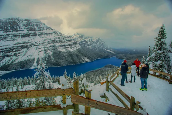 The majetic scenery of the canadian rockies — Stock Photo, Image