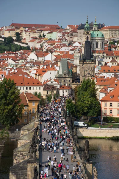 Prague panorama with Charles Bridge — Stock Photo, Image