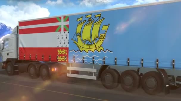 Σημαία Σαιν Πιέρ Και Μικελόν Στην Πλευρά Ενός Μεγάλου Φορτηγού — Αρχείο Βίντεο