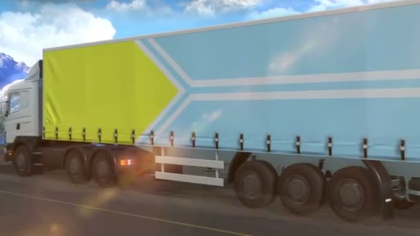 Tuva Vlag Afgebeeld Zijkant Van Een Grote Vrachtwagen Rijden Een — Stockvideo