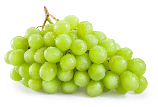 Zöld szőlő cseppekkel elszigetelt fehér alapon — Stock Fotó
