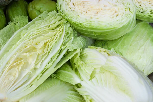 Organic cabbage. Green background. Cabbage background. — Stock Photo, Image