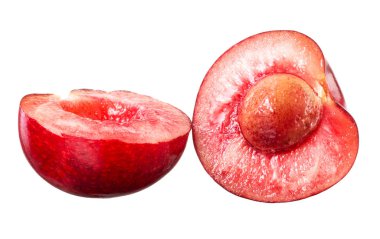 Kiraz. Beyaz arkaplanda izole edilmiş meyve kes