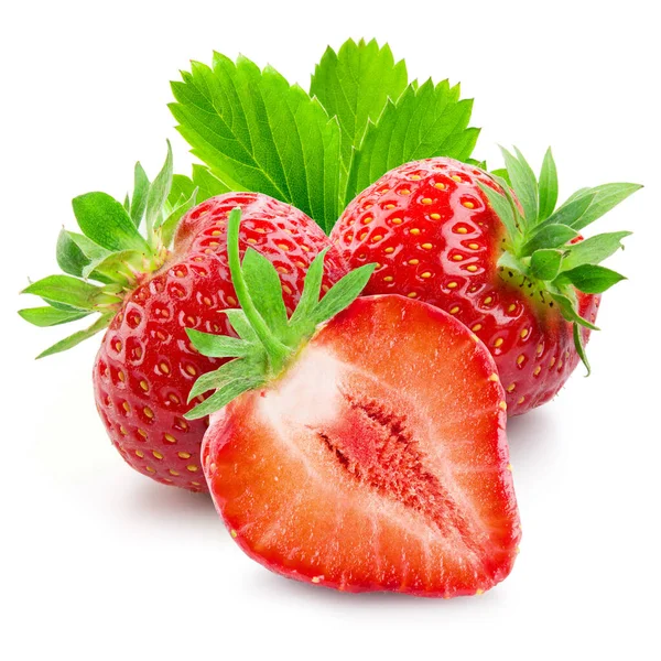 Zwei Erdbeeren Und Eine Halbe Nahaufnahme Auf Weißem Hintergrund — Stockfoto