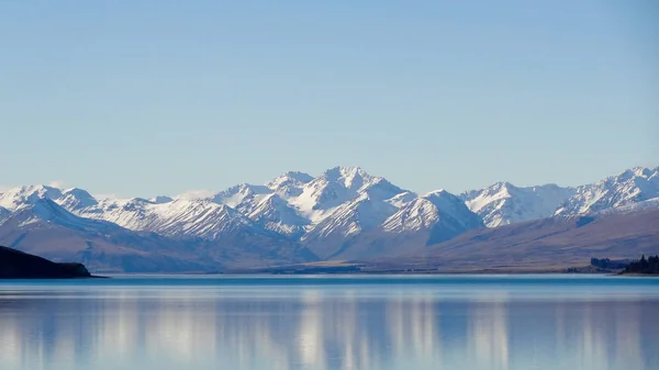 karlı dağ silsilesi