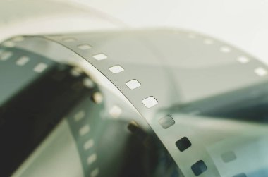 gri film closeup soyut halkası