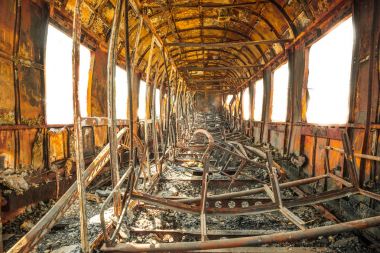 Eski ve paslı vagon