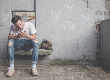 adam aydınlatma Sigara 