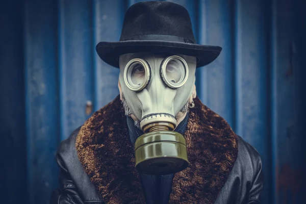 Primer Plano Retrato Del Hombre Con Máscara Gas Enfoque Selectivo — Foto de Stock