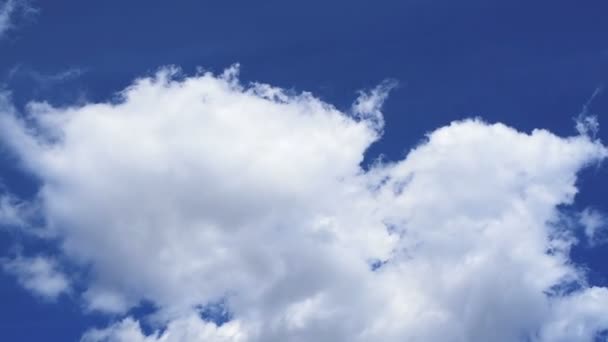 Hermosas Nubes Blancas Cielo Lapso Tiempo — Vídeos de Stock