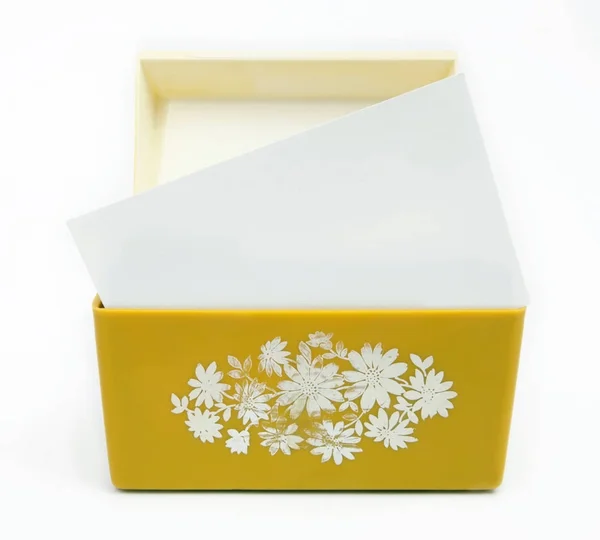 Caixa de receita de plástico amarelo vintage — Fotografia de Stock