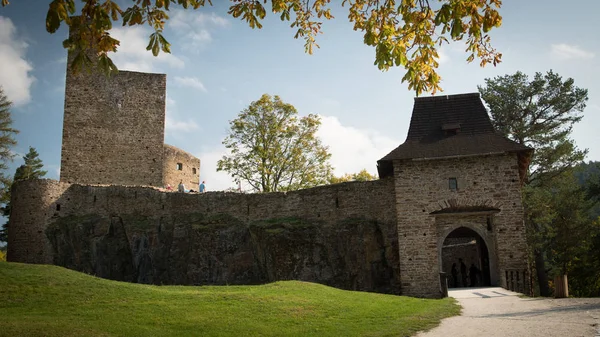 Bohemya'da Ortaçağ Kalesi