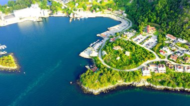 Birleşik Devletler 'de modern bir körfezin Aerian görüşü