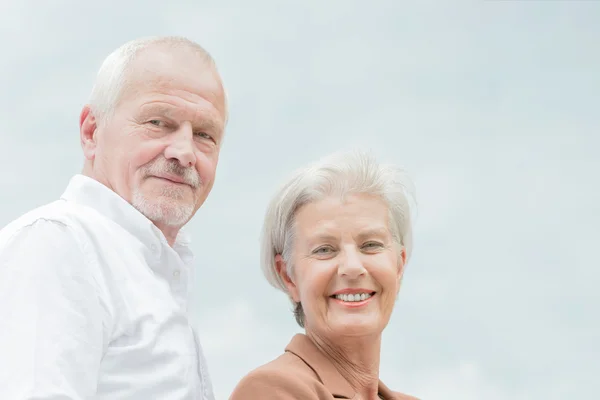 Gelukkig senior paar — Stockfoto