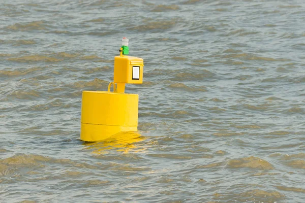 Postbox on the water (elbe, germany) — Stock Photo, Image