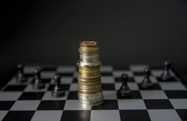 Tablero de ajedrez concepto de juego de ideas de negocios y competencia y s — Foto de Stock