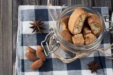 Geleneksel İtalyan Noel 'i. Kuru kurabiye, bisküvi.