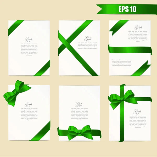 Set gambar vektor kartu hadiah pada latar belakang putih, busur hadiah mewah lebar dengan pita hijau dan bingkai ruang untuk teks - Stok Vektor