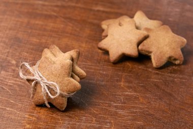 Tatlı hediye olarak. Zencefilli kurabiye. Yeni yıl