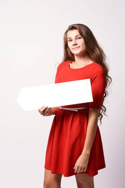 Portre kız. Şablon. Beyaz tabak