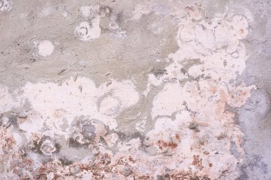 Düzensiz kaba duvar yüzeyi. Eski çimento