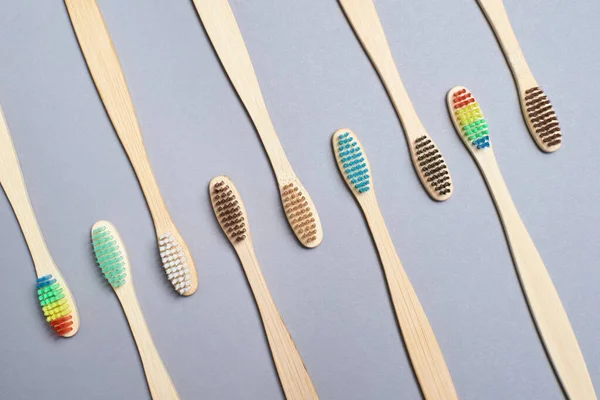 Set of bamboo toothbrushes. Different color — Stock Photo, Image