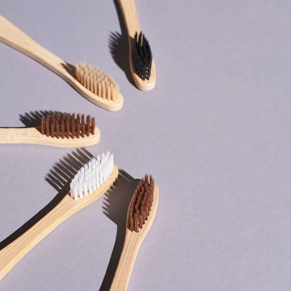 Set of bamboo toothbrushes. Different color — Stock Photo, Image