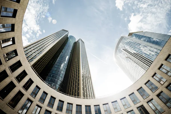 Moderne Hochhäuser in Frankfurt — Stockfoto