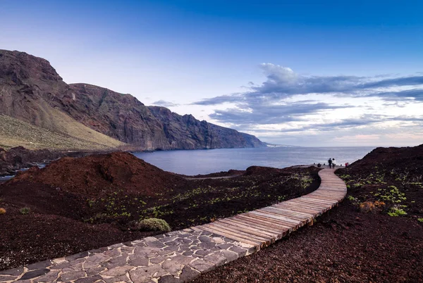 Sendero de madera hacia el mar en Tenerife —  Fotos de Stock