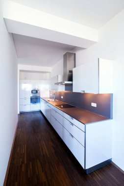 Minimalist mutfak iç