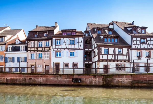 Paisagem urbana diurna de Colmar — Fotografia de Stock