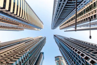 Gündüz sırasında Dubai gökdelenler 