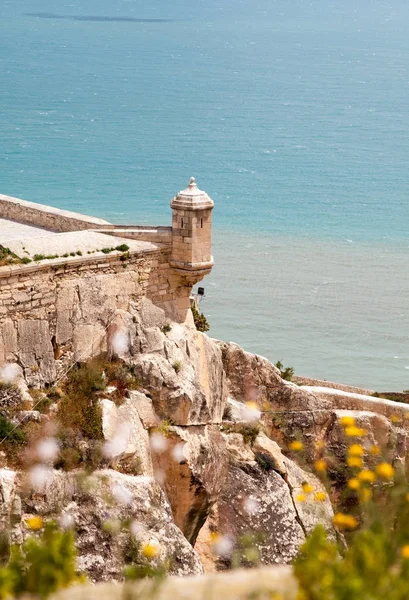 Стара фортеця на морському узбережжі — стокове фото