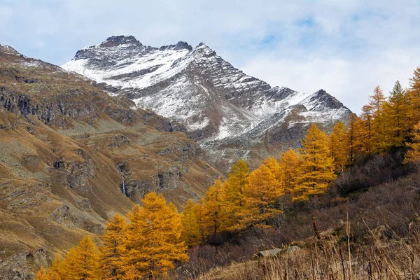 Scenic Autumn Mountains Landscape Gran Paradiso National Park Italy — Stock Photo, Image