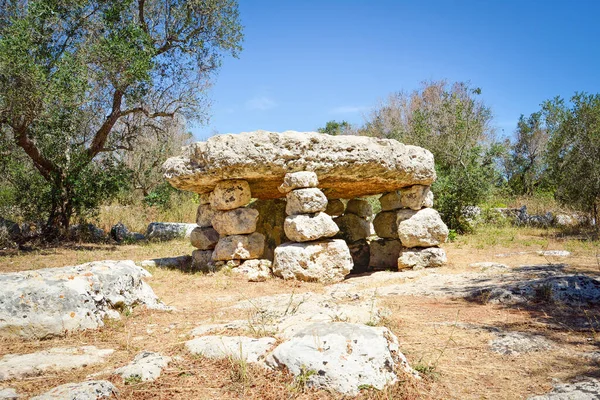 Dolmen Prehistórico Scusi Cerca Minervino Lecce Puglia Italia — Foto de Stock