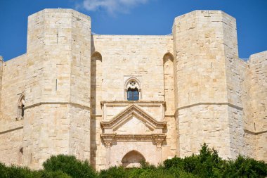 Puglia 'daki Castel del Monte' nin detaylı manzarası. İtalya.