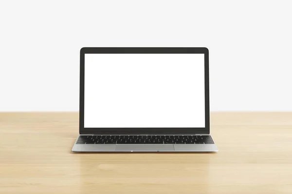 Laptop Met Witte Leeg Scherm Houten Tafel — Stockfoto