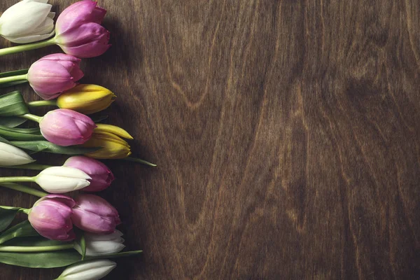 Bellissimi Fiori Tulipano Sfondo Legno — Foto Stock