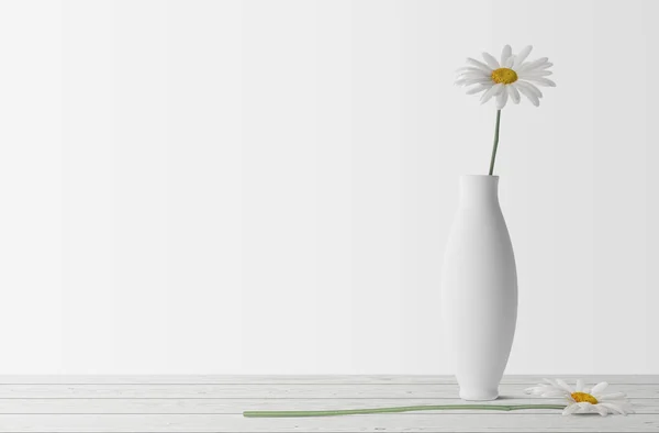 White Chamomile Flower Ceramic Vase Wooden Table — Stock Photo, Image